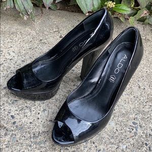 Aldo genuine leather open toe chunky heels patent